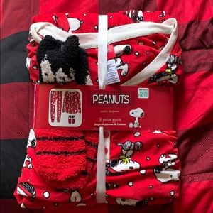 Peanuts Women’s PJ Set